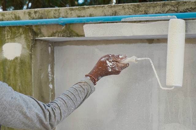 外壁塗装で近年ではアクリルが使用されることが減っている理由について